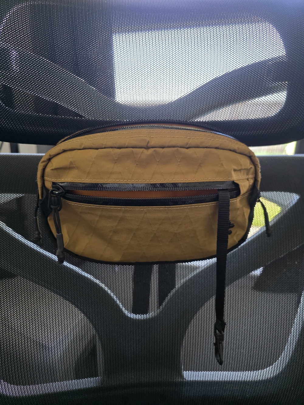 Crossbody Sling Bag. - Picture 2 of 6